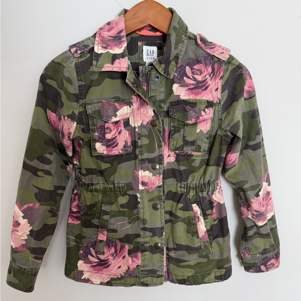 GAP Kids Green Camouflage‎ and Pink Roses Jacket Size M